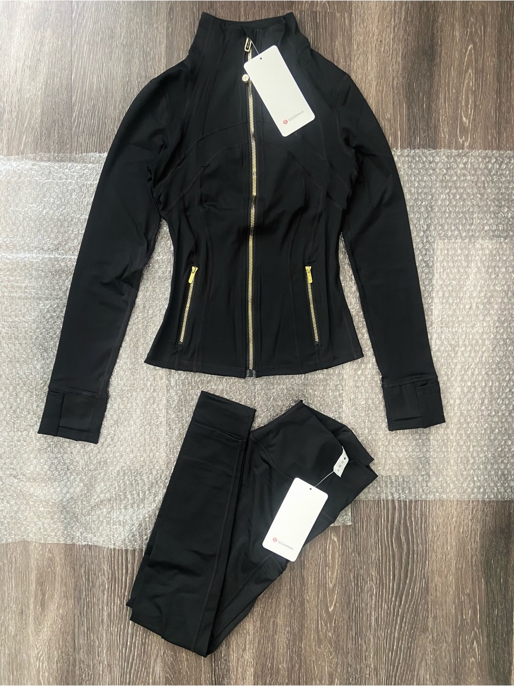 Black Lululemon Define jacket + leggings set
